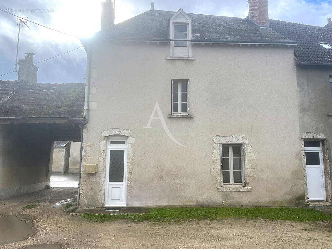 Maison à CELLETTES