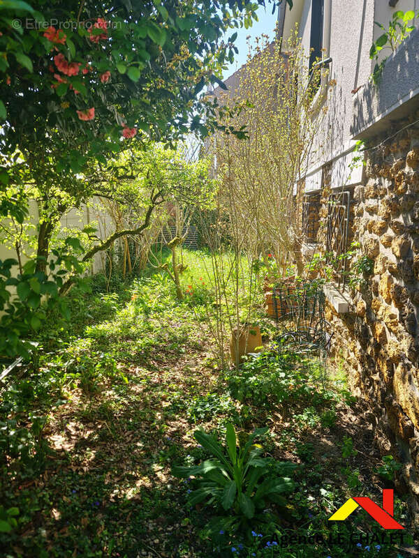 Maison à VILLENEUVE-LE-ROI