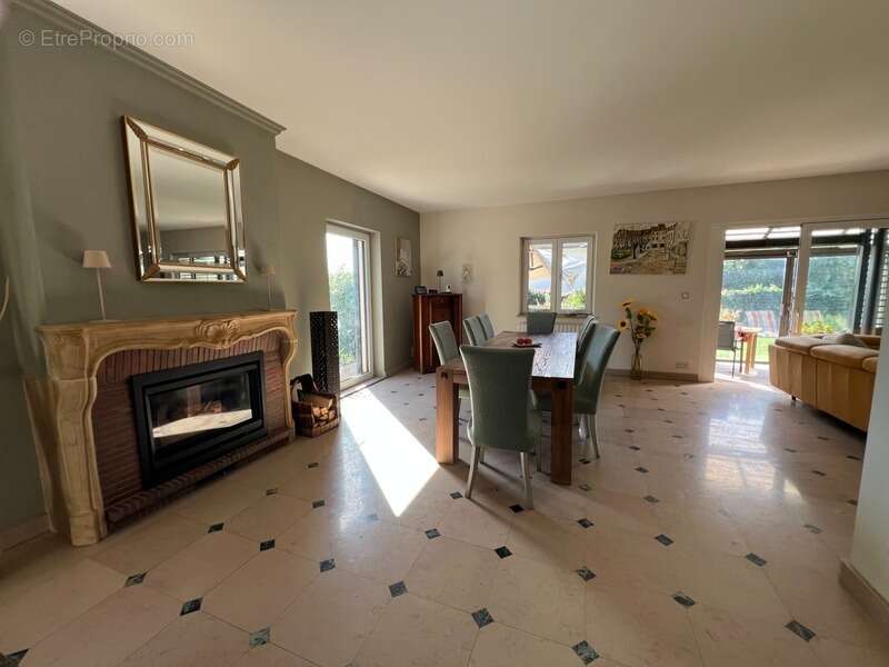 Maison à NUITS-SAINT-GEORGES