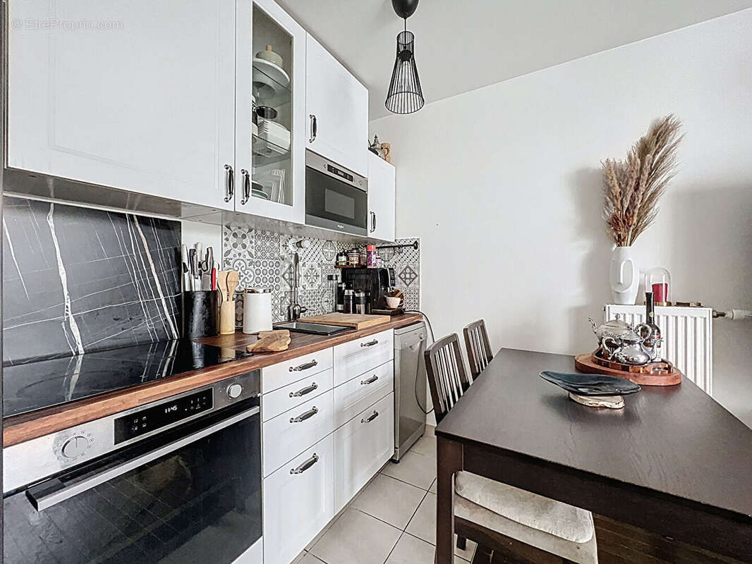 Appartement à SURESNES