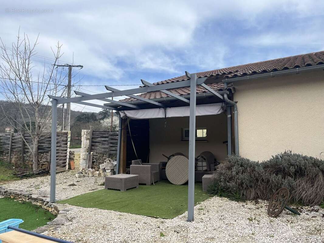 Terrasse piscine - Maison à CAJARC