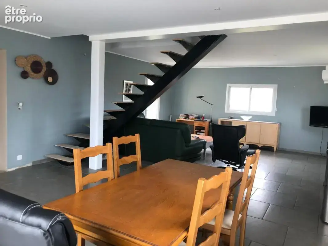 Maison avec étage à finaliser (matériaux fournis) - photo 3