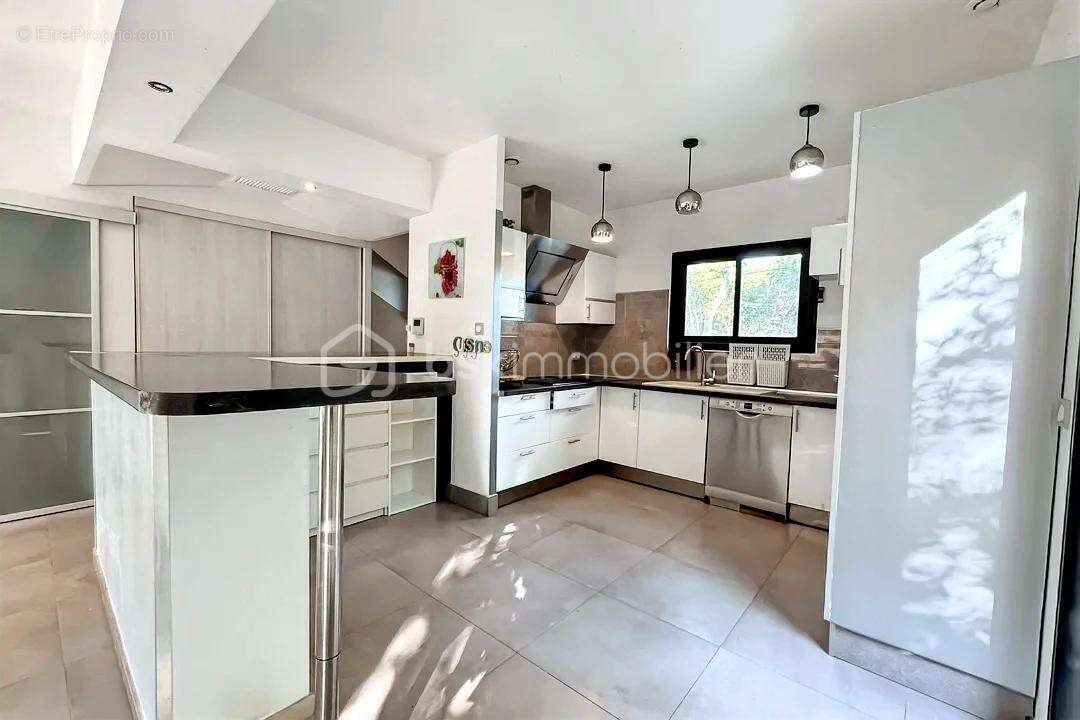 Maison à SAINT-JEAN-DE-VEDAS