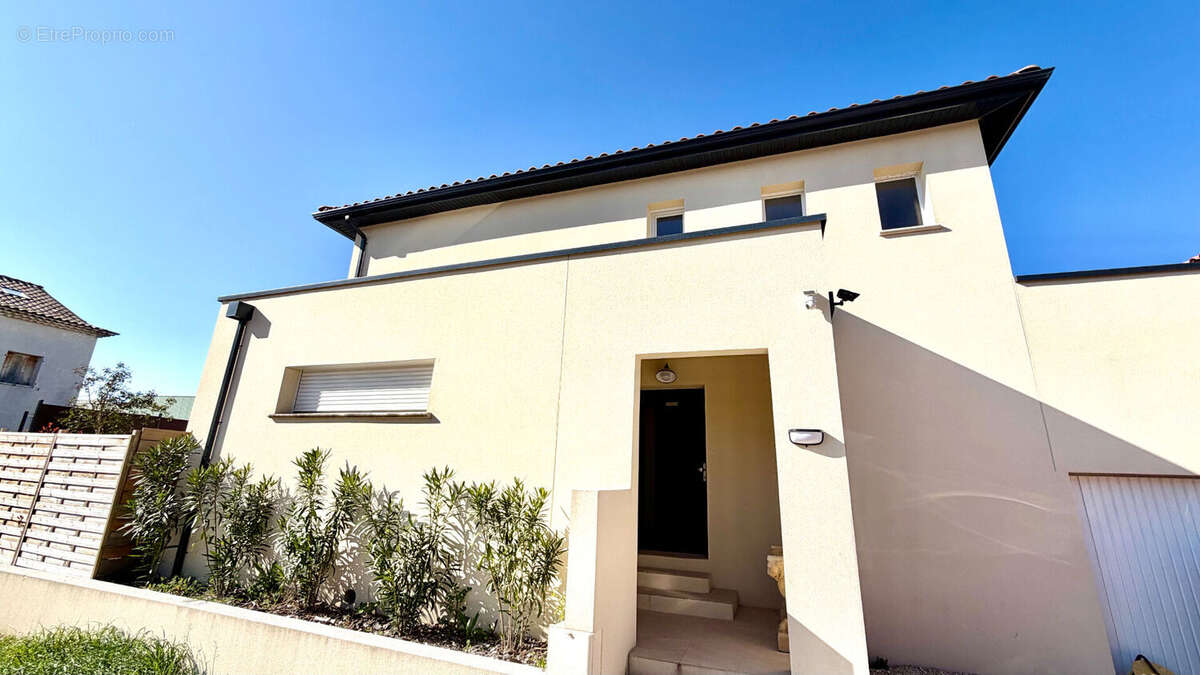 Maison à ALTHEN-DES-PALUDS