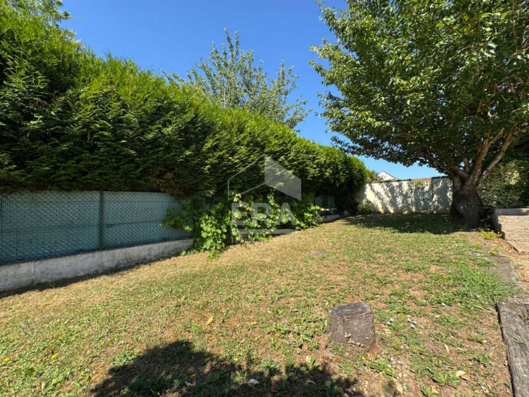 Maison à BOUTERVILLIERS