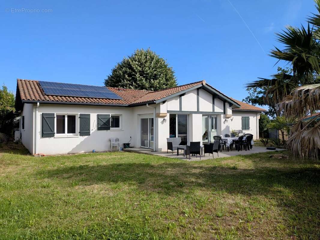 Maison à ARCANGUES