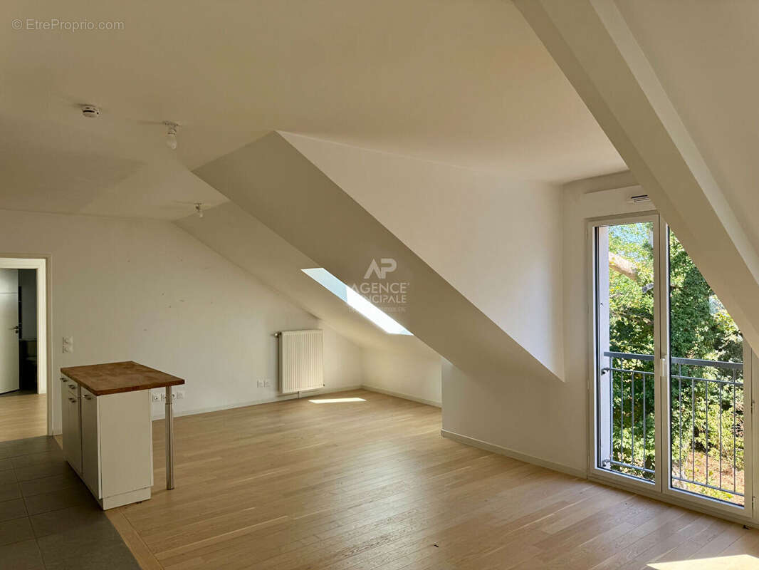 Appartement Le Mesnil Le Roi 2 pièce(s) 53.23 m2 - photo 2