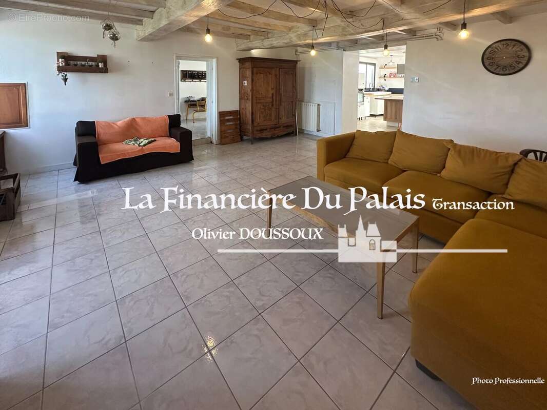 Maison à MESCHERS-SUR-GIRONDE