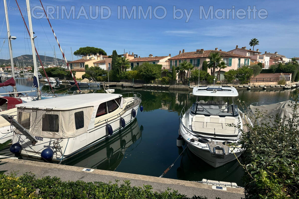 Appartement à GRIMAUD