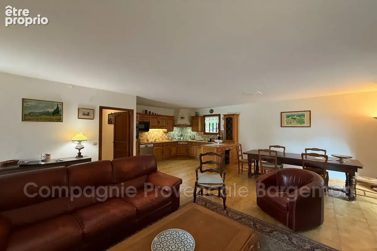 Maison 240 m² à vendre à Bargemon (83830) - photo 4