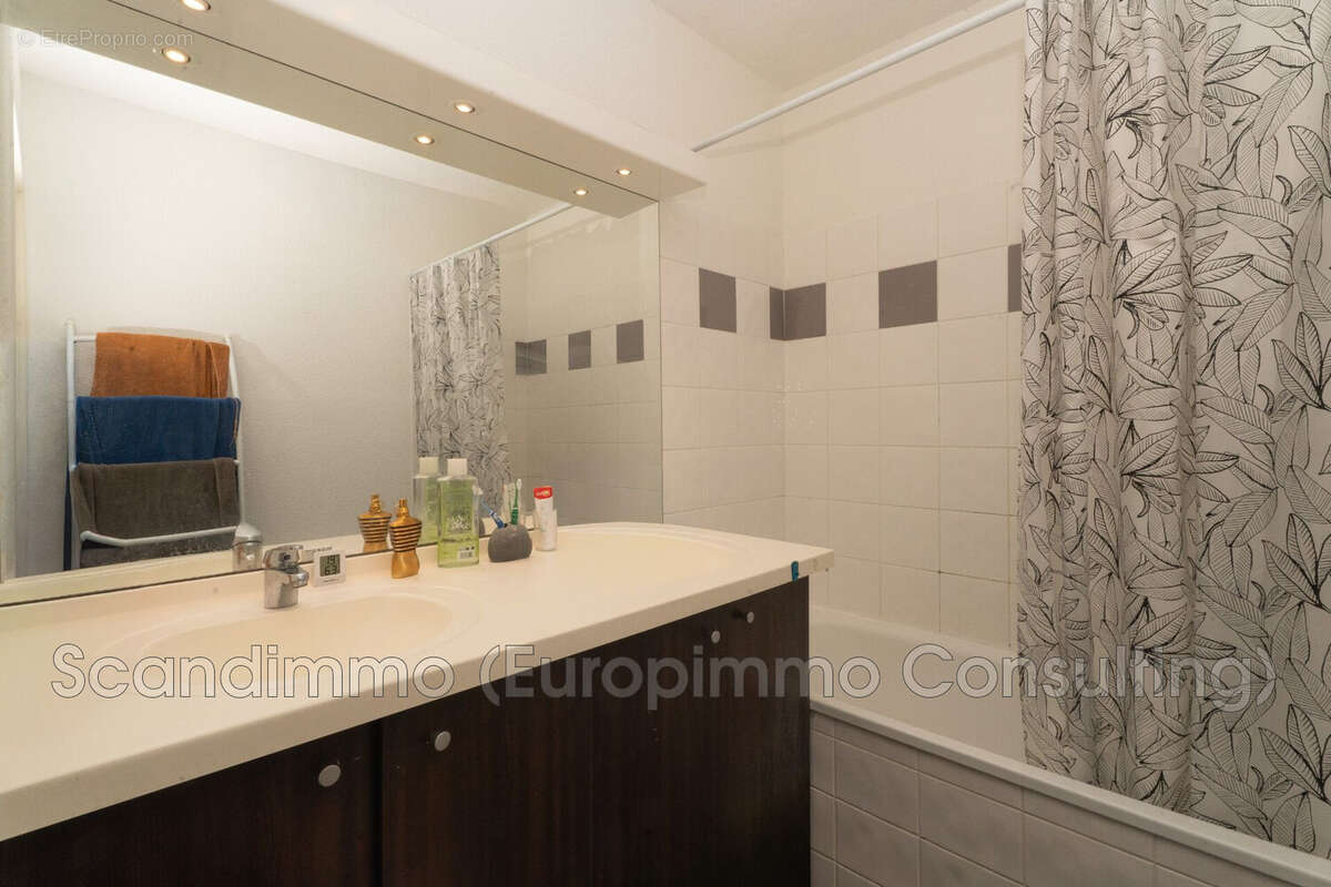 Appartement à FARGUES-SAINT-HILAIRE