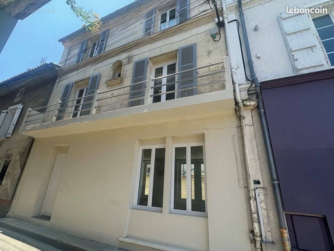 Maison à RUELLE-SUR-TOUVRE