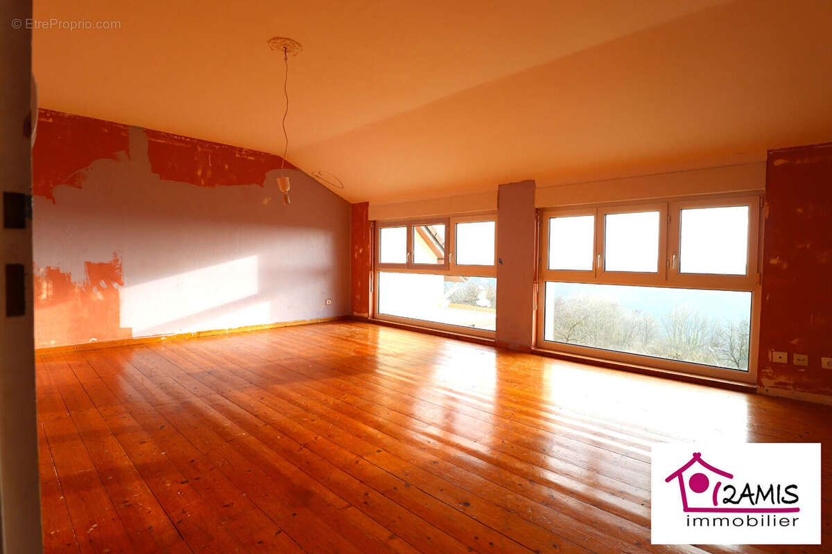 Maison à HOUDREVILLE