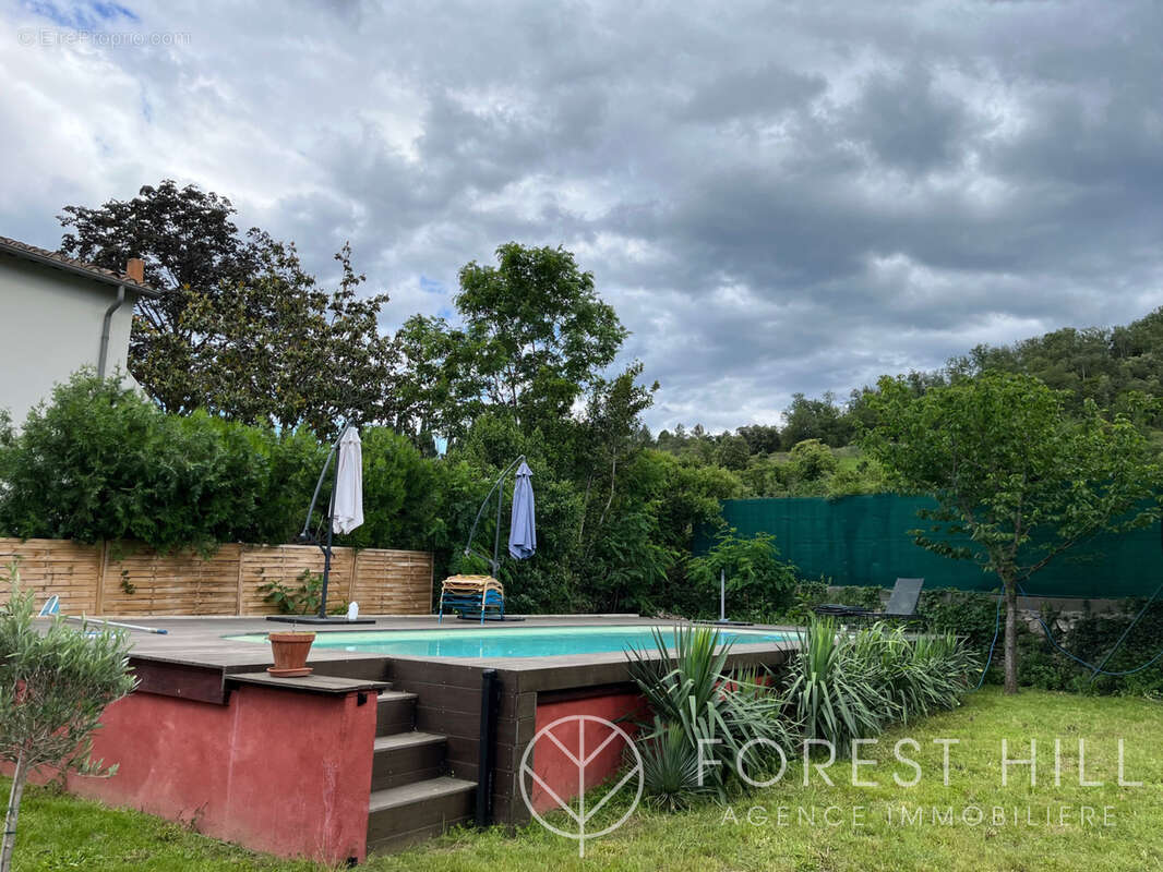 Maison familiale avec vue, jardin, piscine et appartement indépendant - photo 5