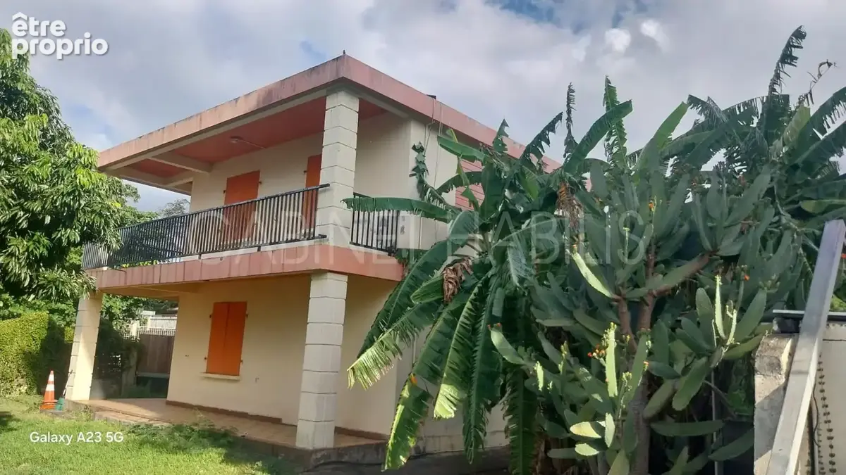 Photo Maison à Saint-Denis au prix de 477 000€