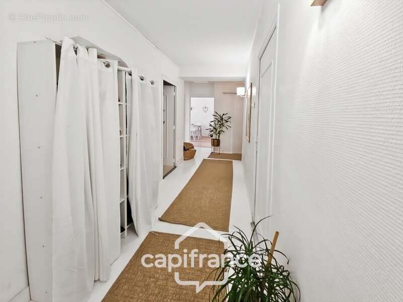 Appartement à CASTELCULIER