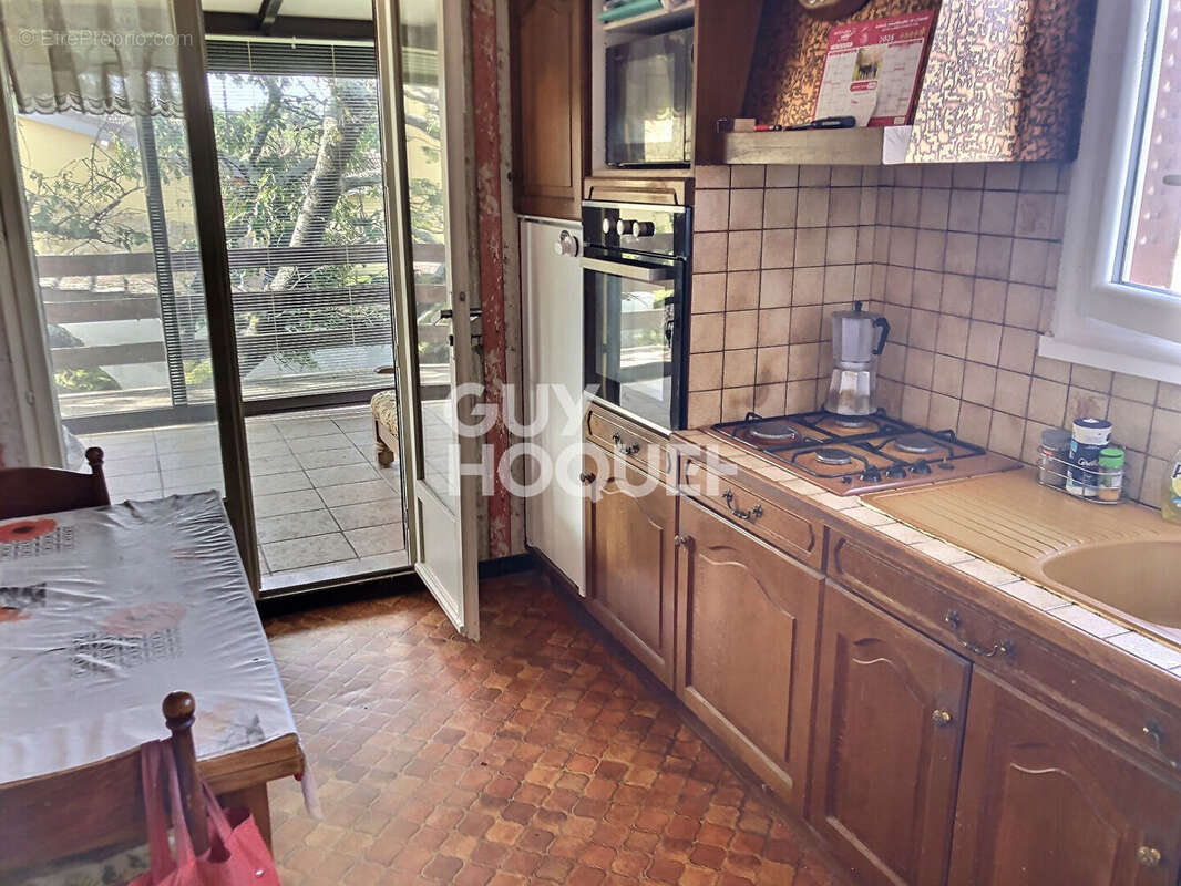 Maison à SAINT-BONNET-DE-MURE