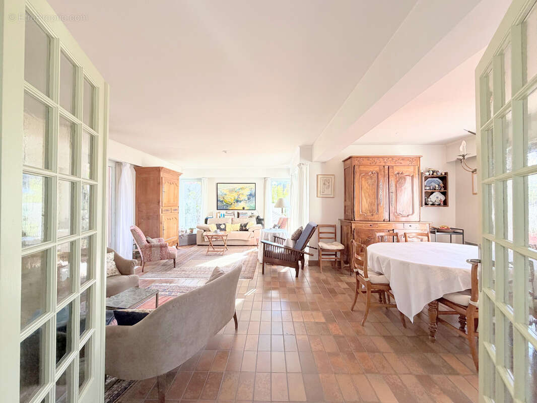 Maison à RUEIL-MALMAISON