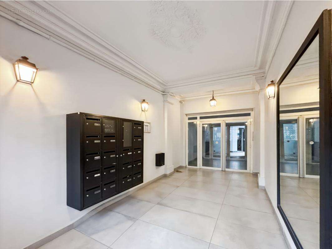 Commerce à PARIS-14E