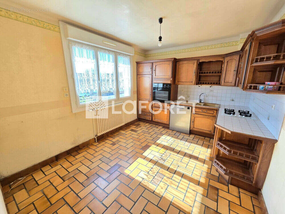 Maison Ploneour Lanvern 5 pièce(s) 116.24 m2 - photo 3