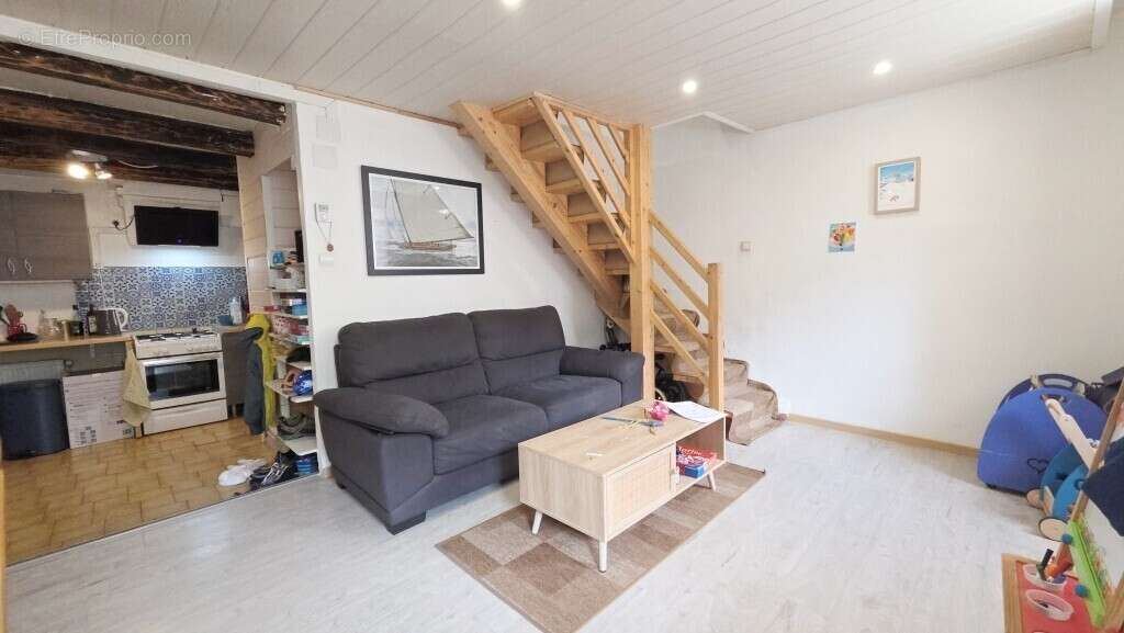 Maison à VILLARD-BONNOT