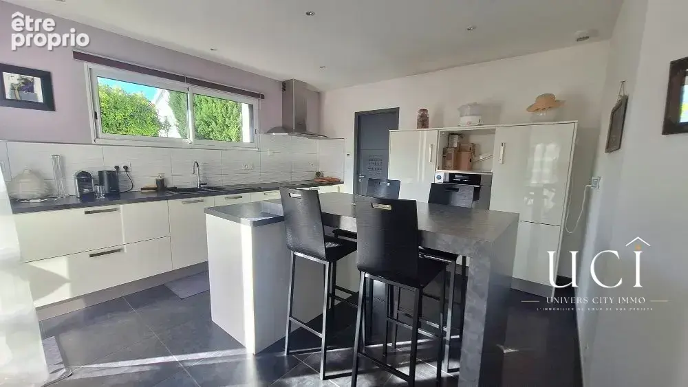 Maison 6 pièces 127 m² à vendre à Les Sorinieres (44840) - photo 5