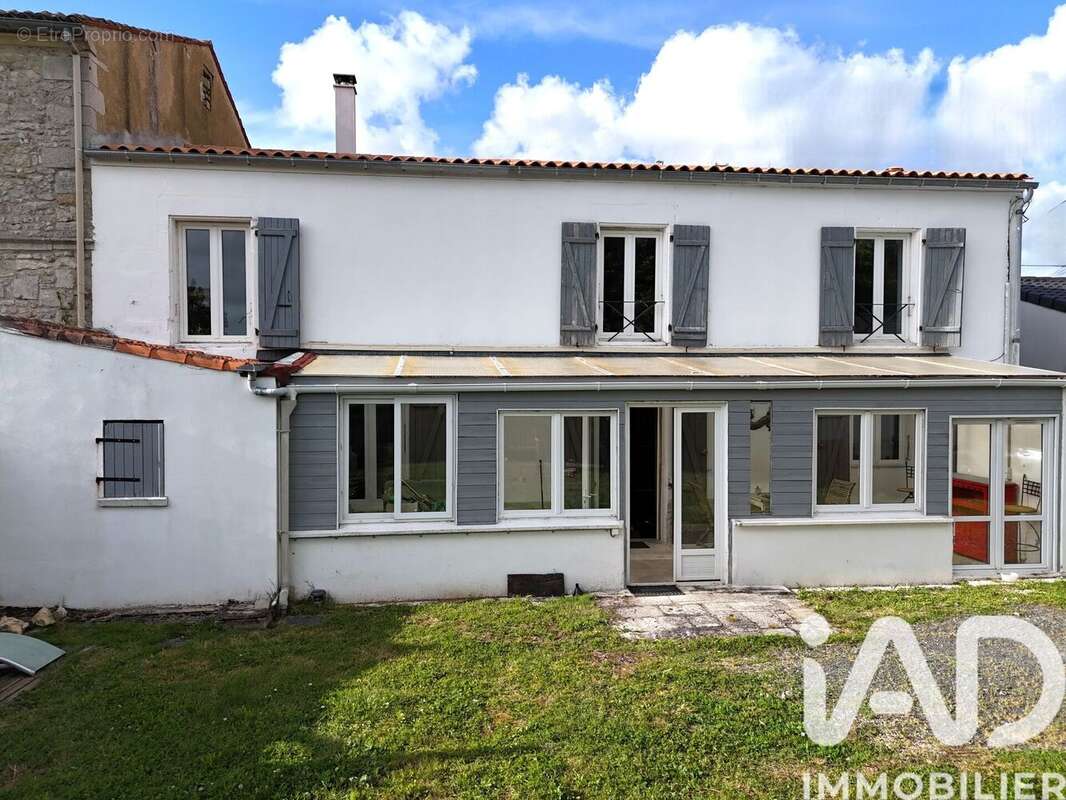 Photo 2 - Maison à TONNAY-CHARENTE