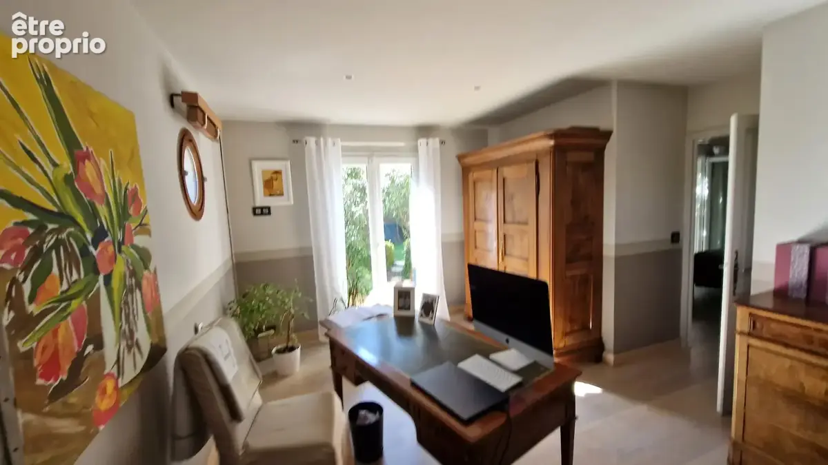 Exclusivite: vente d'une maison architecte 5 p - 4 ch avec terrasse et piscine a brignoles - photo 9