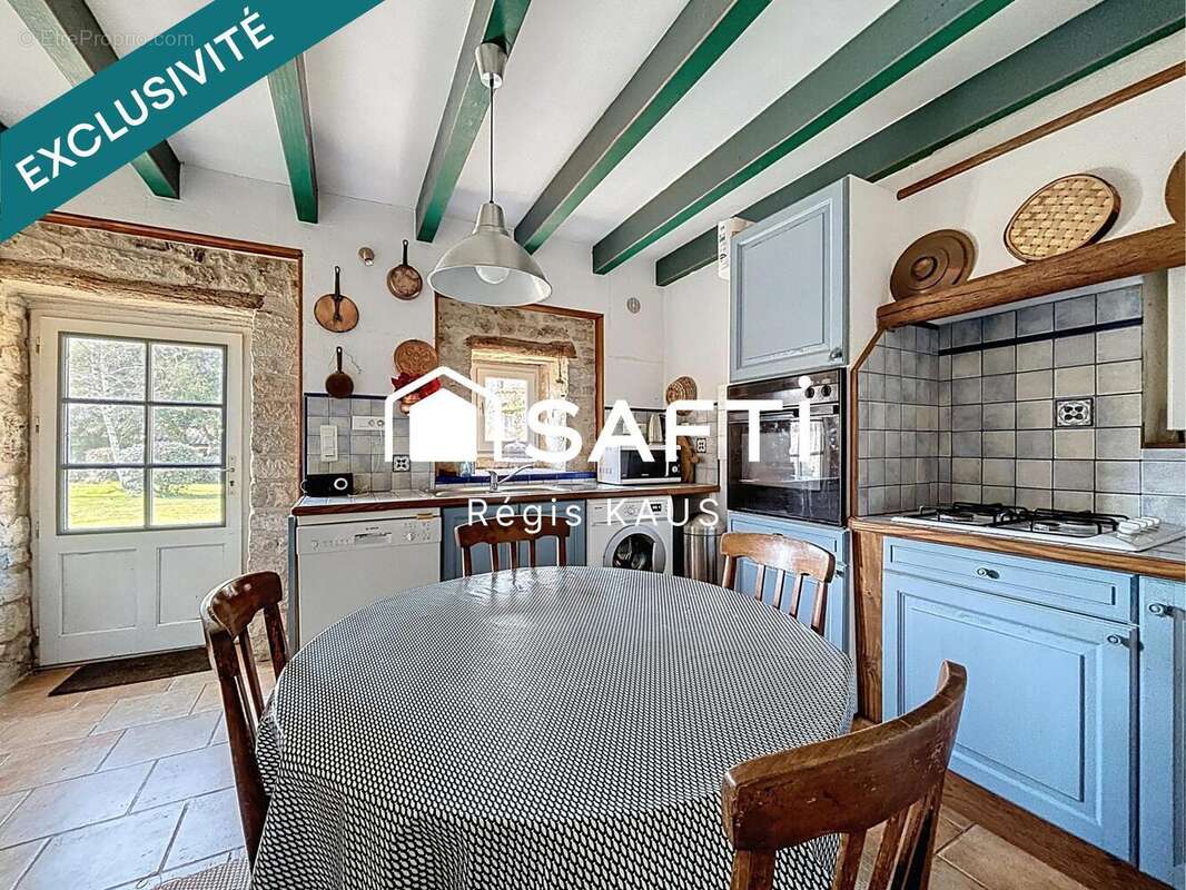 Maison 177 m² à Saint-Martin-Lars-En-Sainte-Hermine  - photo 5