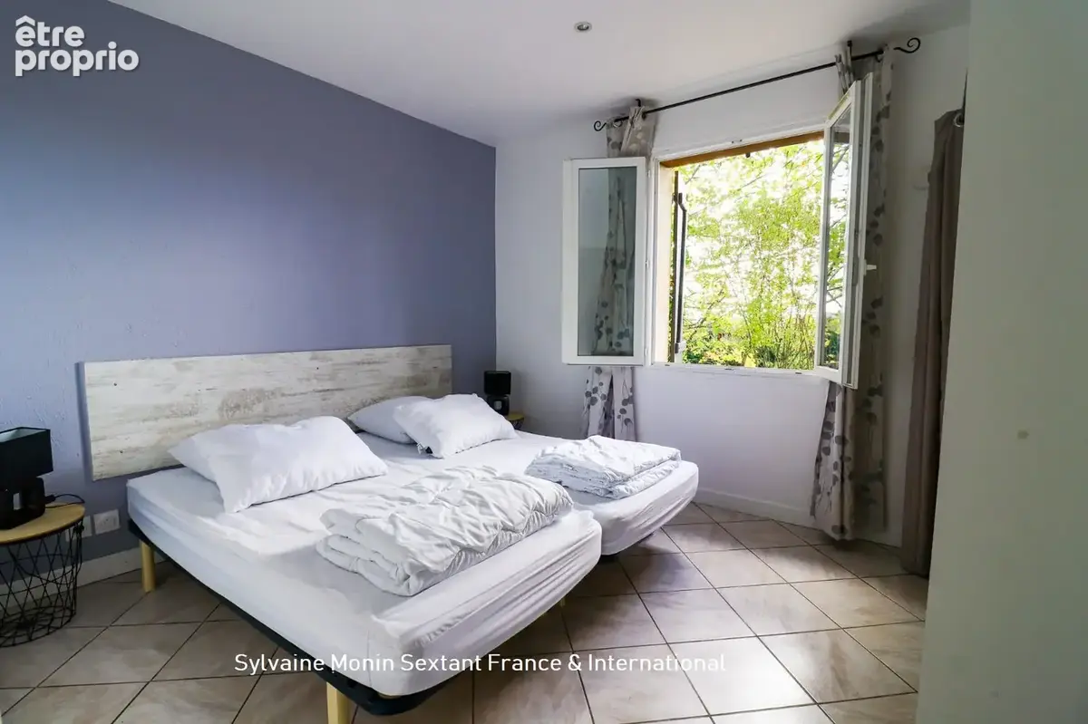 Calme absolu et vue dégagée pour cet ensemble immobilier de 3 maisons avec 3 piscines sur 2 hectares - photo 22