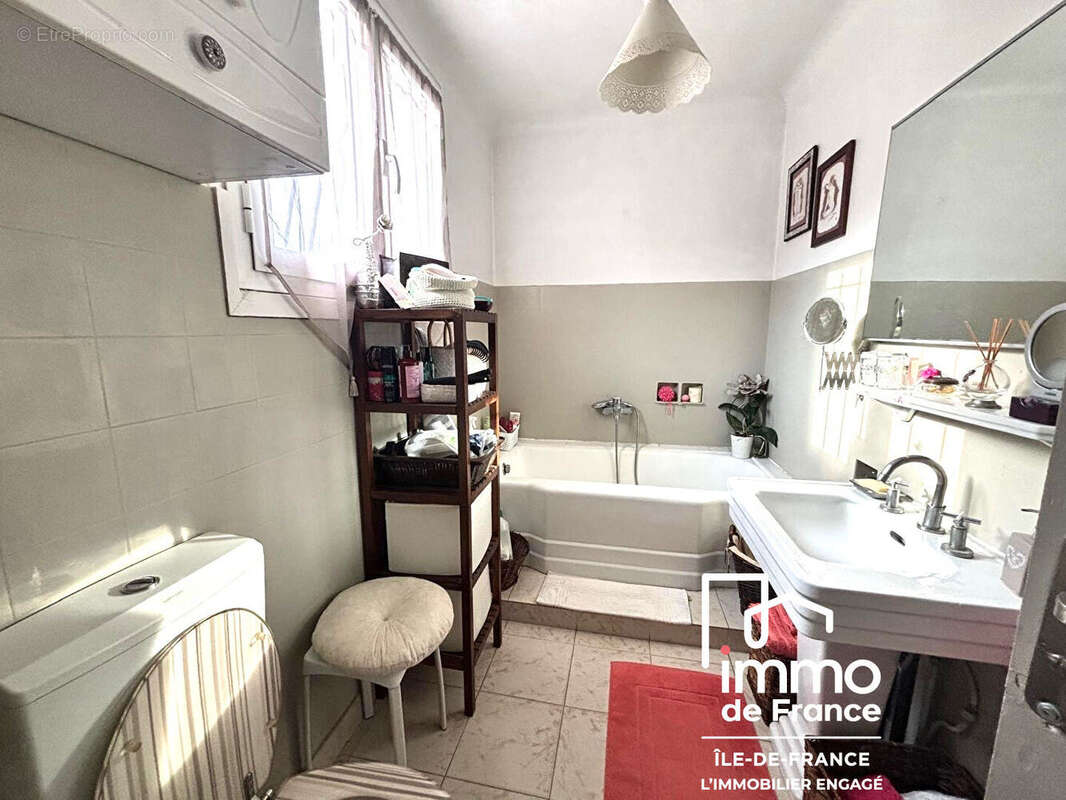 Maison à NOISY-LE-GRAND