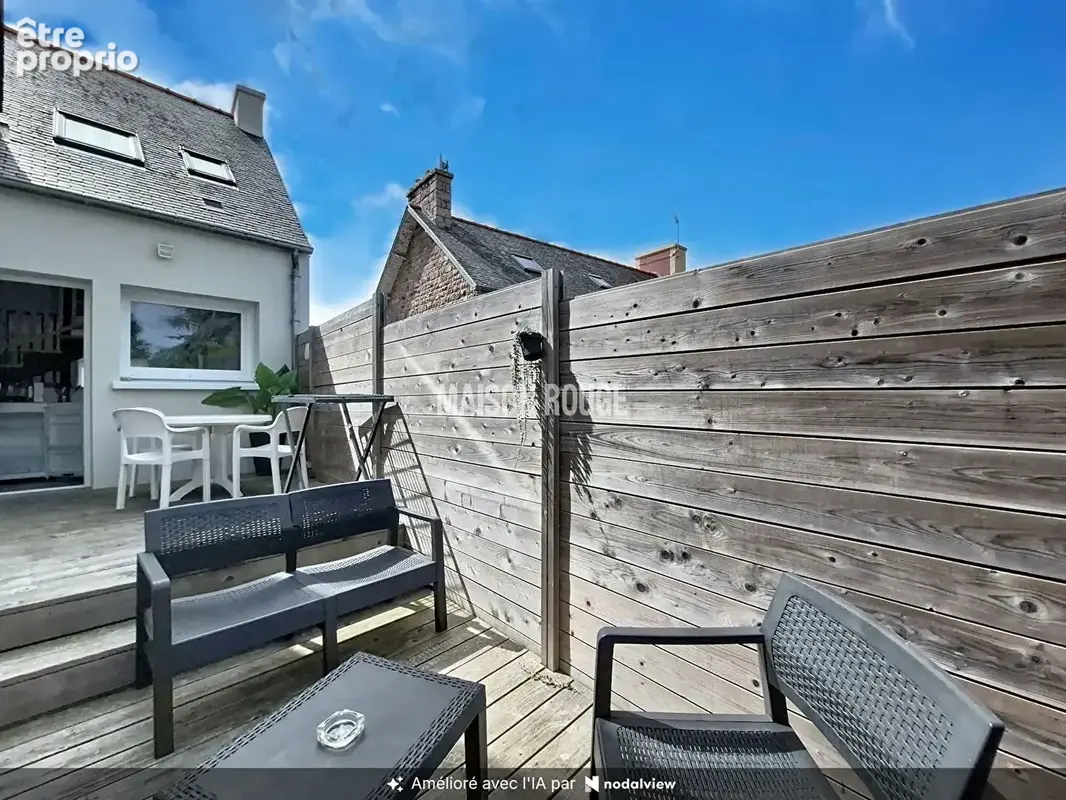 ERQUY - Élégant TRIPLEX avec terrasse et parking couvert au coeur de la station - photo 8