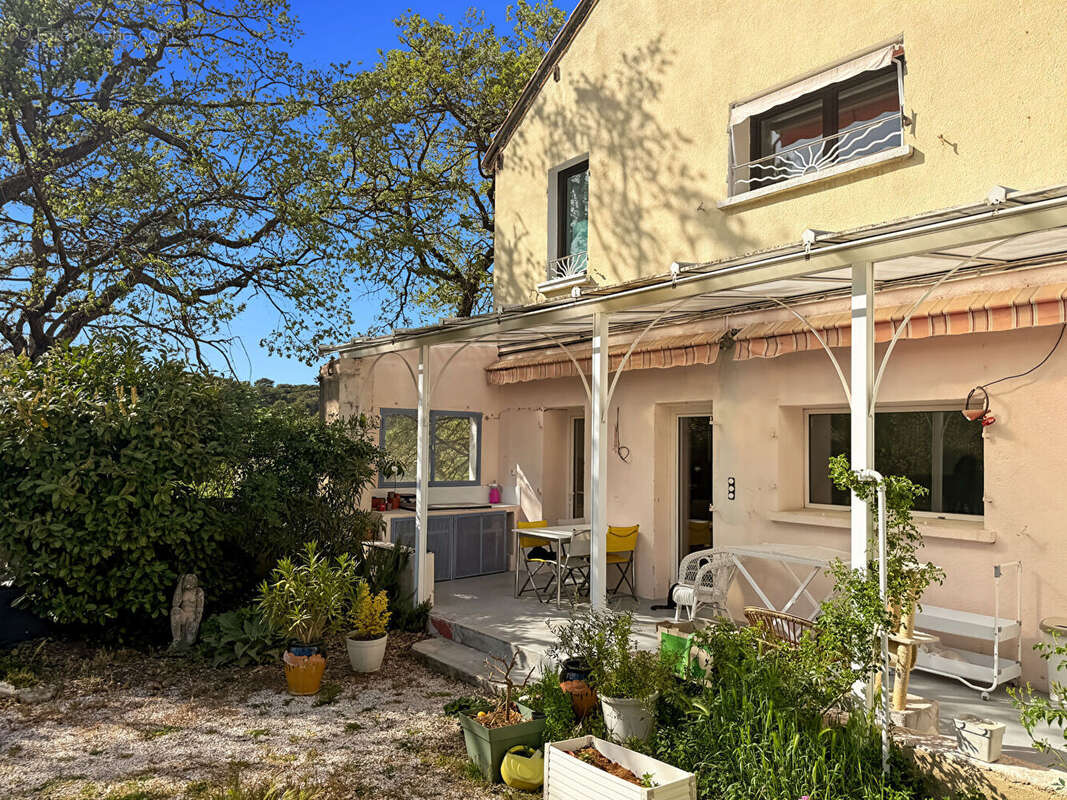 Maison à CABRIES