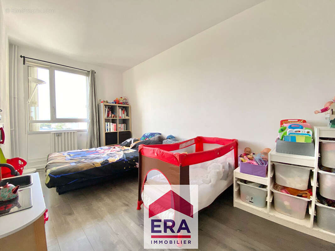 Appartement à SARTROUVILLE