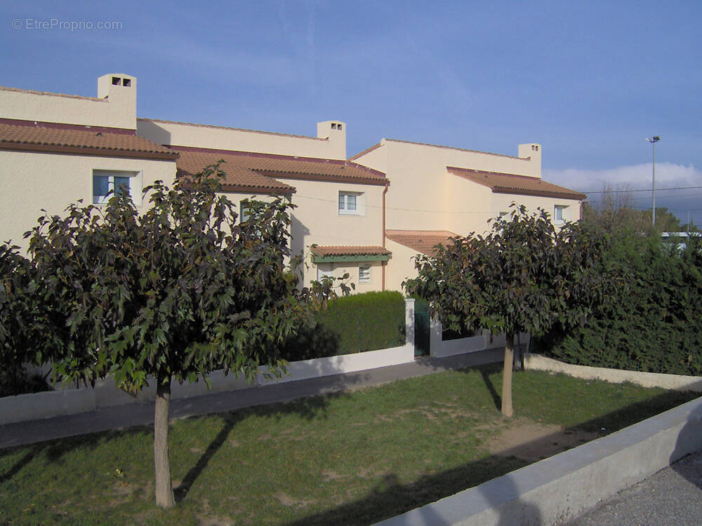 Maison à VALREAS