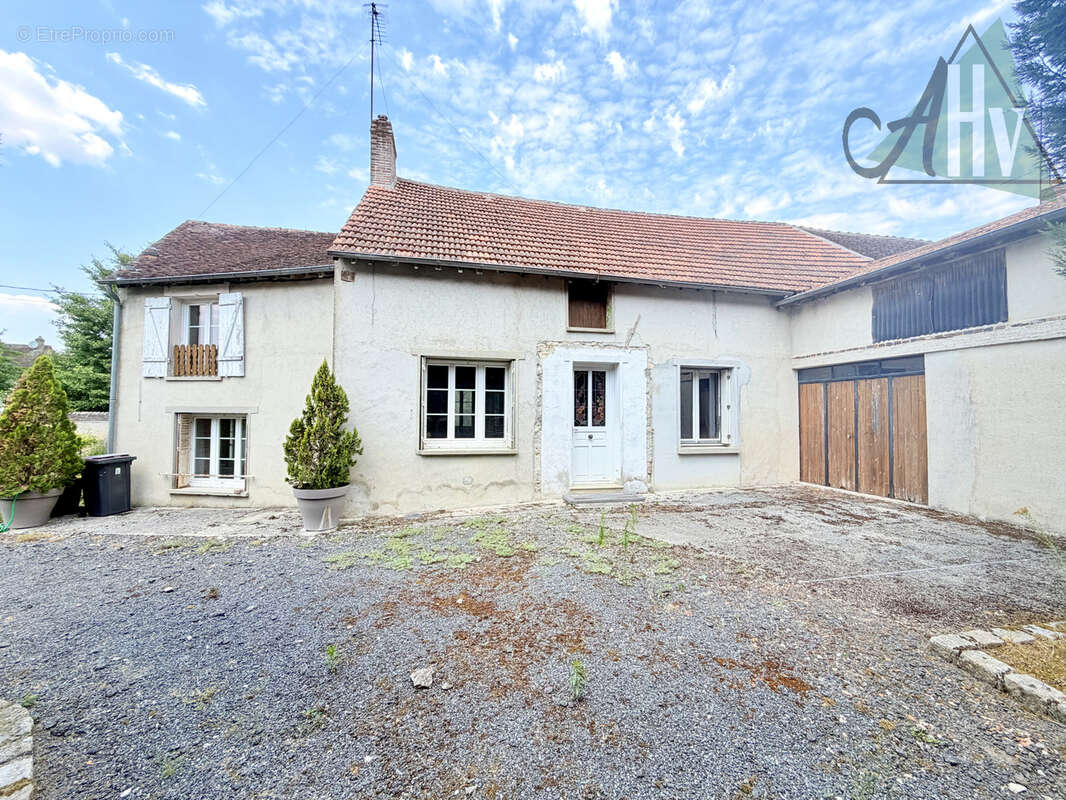 Maison à rénover - 95 m2 - Chalautre-la-Petite - photo 2