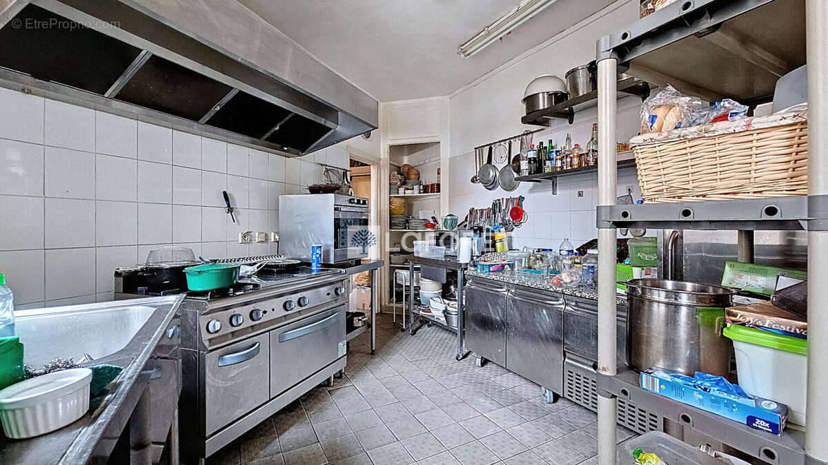 Immeuble commerciale - photo 4