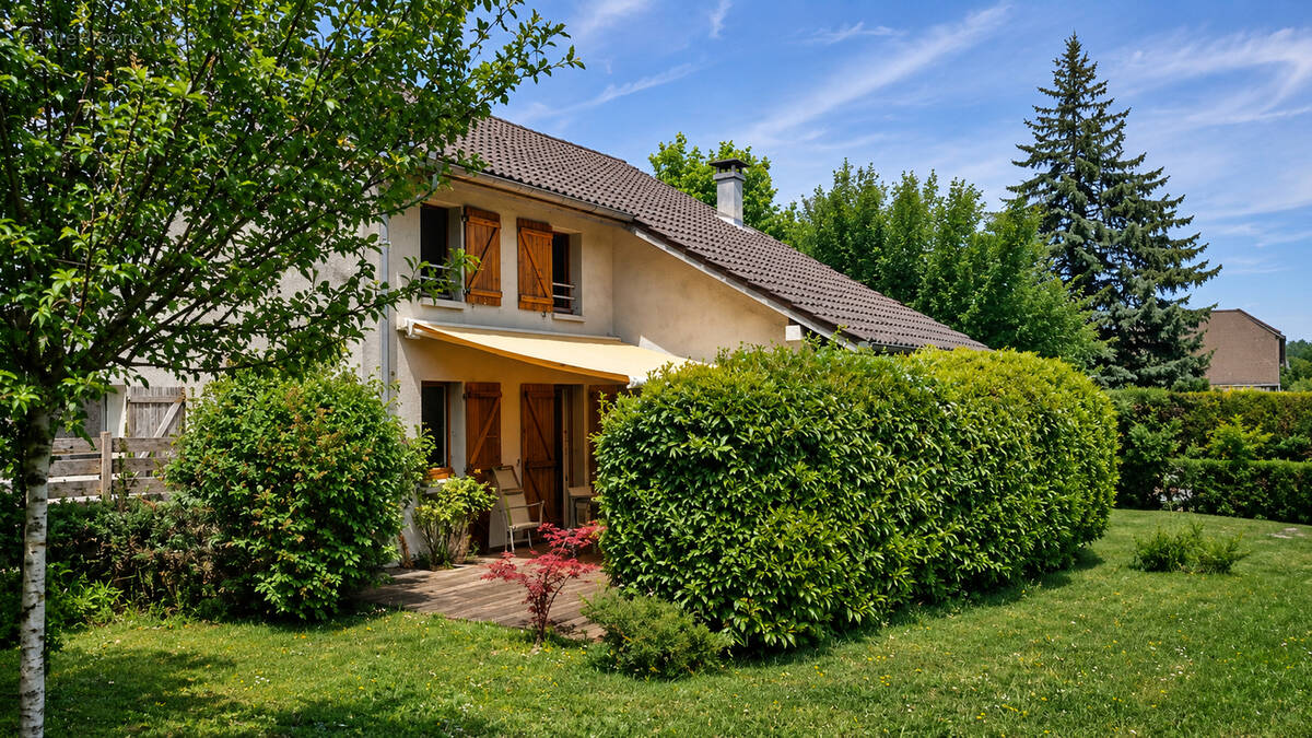 Maison à VIRY