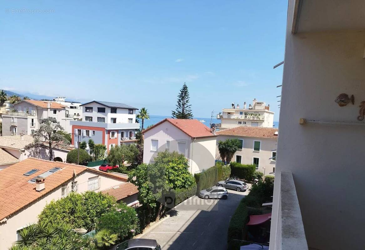 Appartement à ROQUEBRUNE-CAP-MARTIN