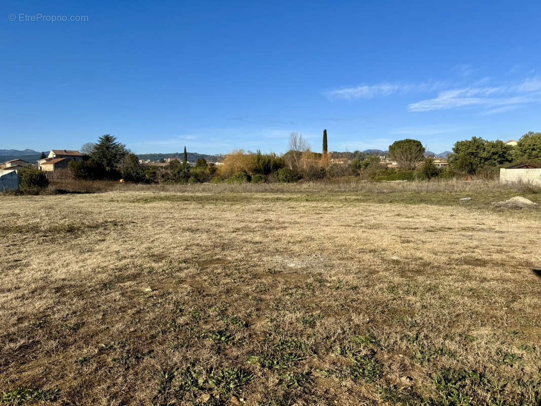 Terrain à SAINT-DIDIER-SOUS-AUBENAS