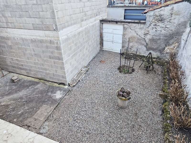 Maison à VERTAIZON