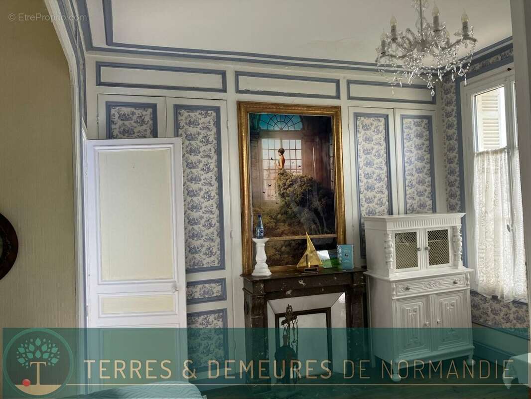 Maison à CORMEILLES