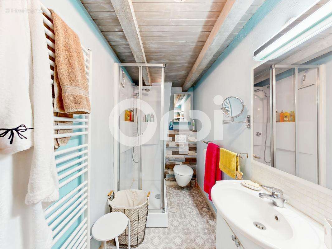 Maison à VALLON-PONT-D'ARC