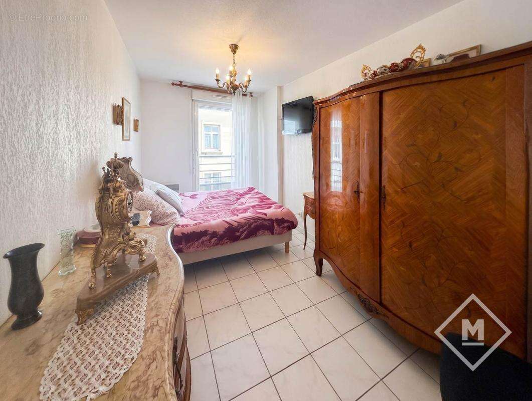 Appartement à MARSEILLE-8E