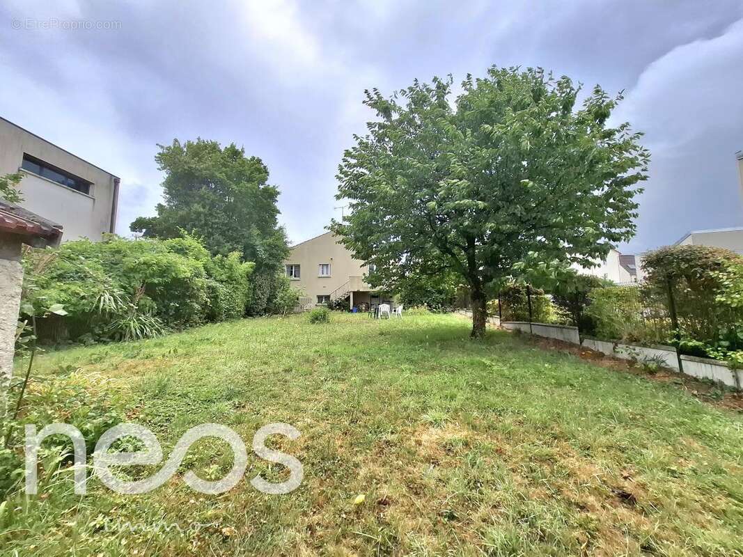 Maison à CHAMPIGNY-SUR-MARNE