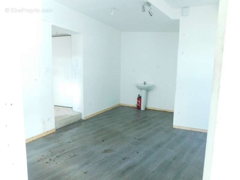 Appartement à ERNEE