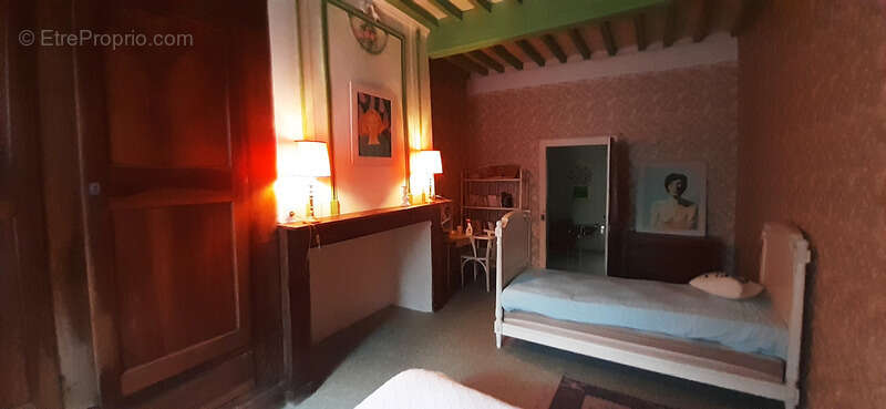 Maison à MONTPEZAT-DE-QUERCY