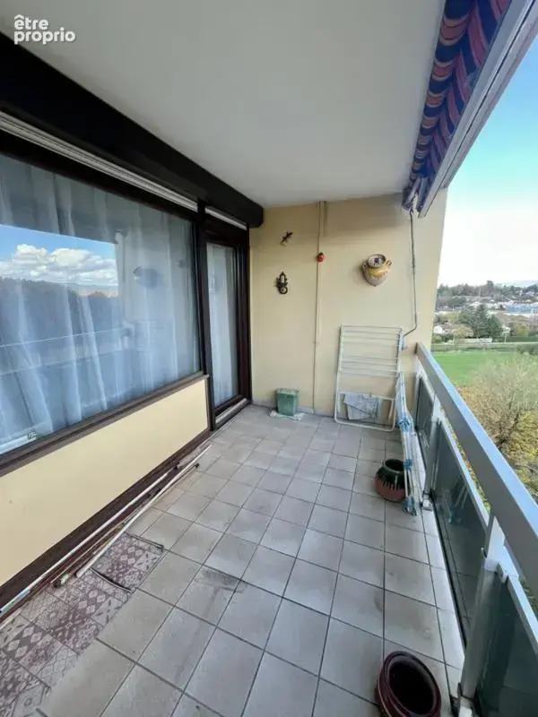 Appartement T5 sur BOURG EN BRESSE (01) - photo 9