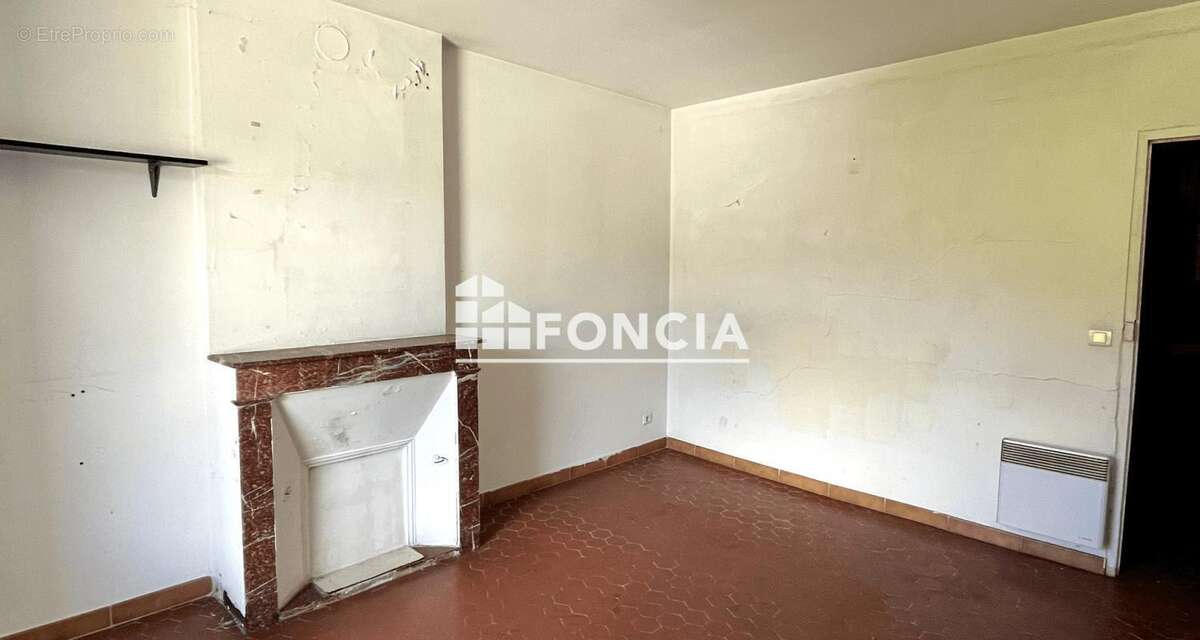 Appartement à LA JAVIE