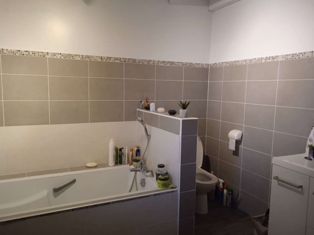 Maison à SAINT-SARDOS